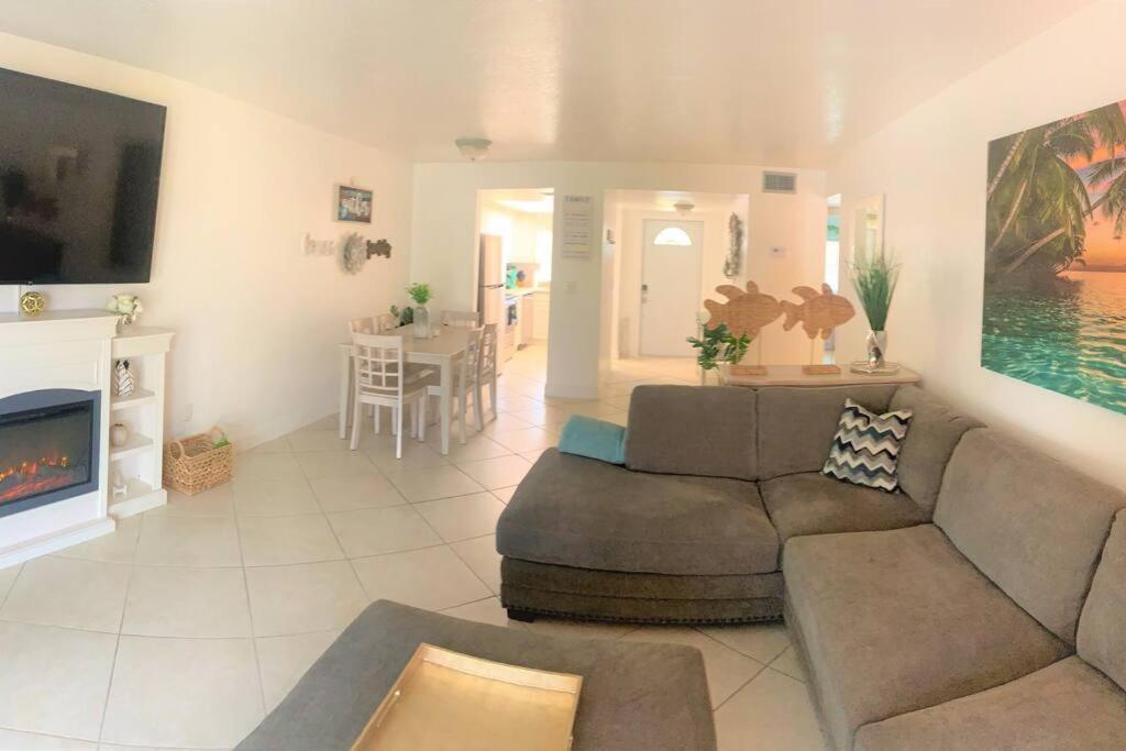 Bright And Beachy 2Bed 1Bath Home - Unit 210 Cocoa Beach Eksteriør billede